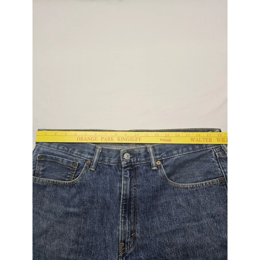 Levis 505 Regular Fit Jeans Mens 36x30 Medium Wash Blue Straight Leg‎ Distressed
